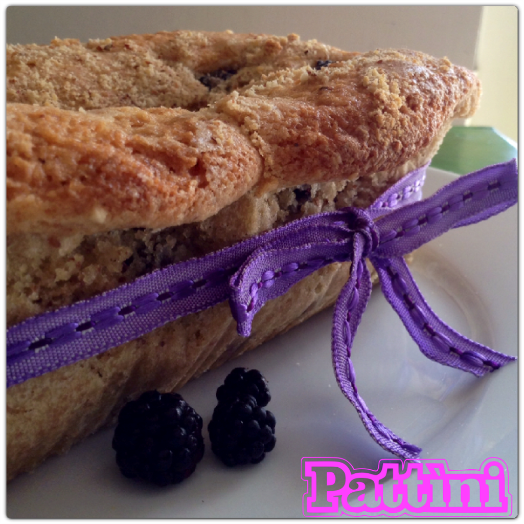 Plum cake alle more con mandorle Pattìni