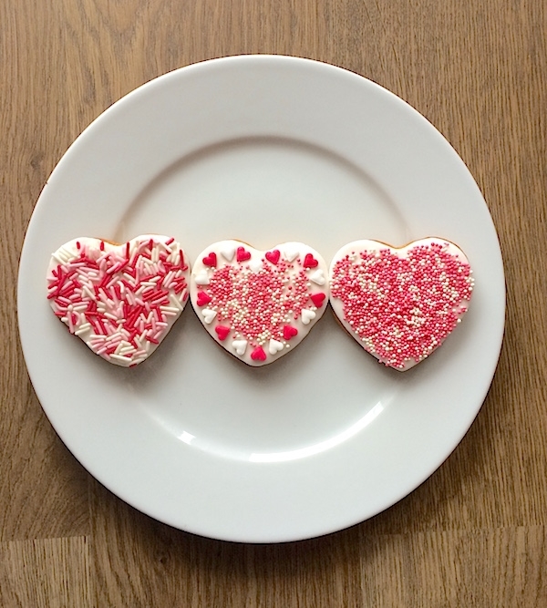 Ricetta biscotti al miele decorati per San Valentino