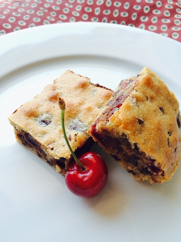 Torta con gocce di cioccolato e ciliegie Dolci Pattìni