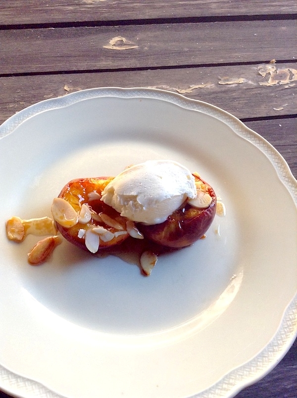 Pesche al caramello con crema al mascarpone Dolci Pattìni