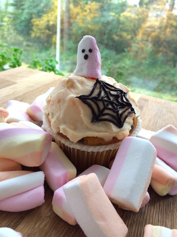 Muffin Cupcake ai marshmallow per Halloween