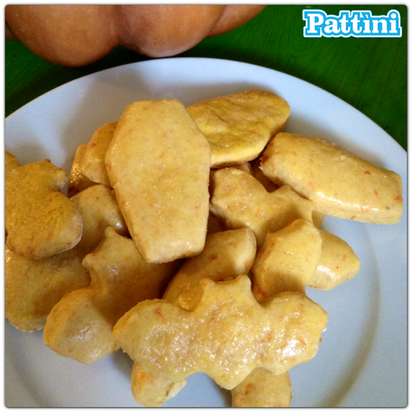 Biscotti con la zucca per Halloween