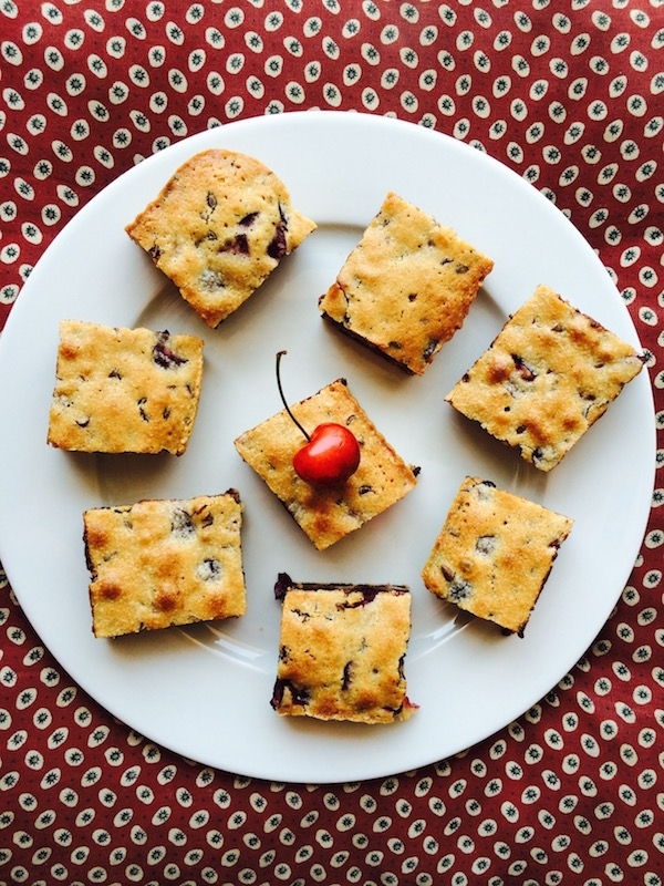 Dolci al cioccolato con ciliegie di Dolci Pattìni