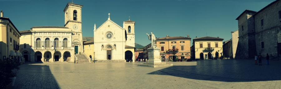 Colazione a Norcia tra tradizione e “santità”