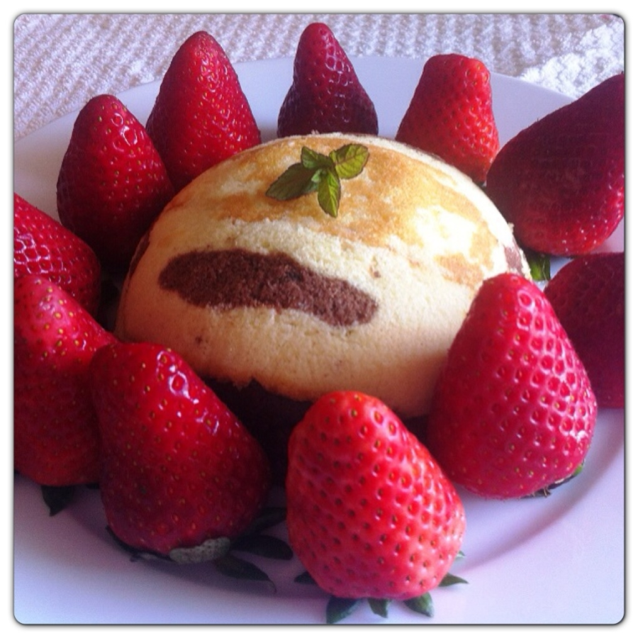 Zuccotto con plum cake al cacao e crema pasticcera