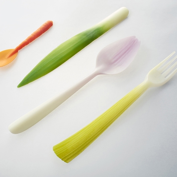 Cucchiai e forchette: ecco quelli biodegradabili e quelli commestibili!
