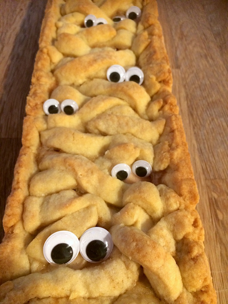 Ricetta dolce per Halloween: crostata di mummie