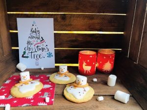 Biscotti di natale con pupazzo di neve