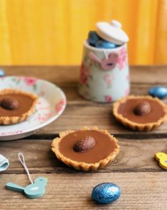 Crostatine al cioccolato senza cottura