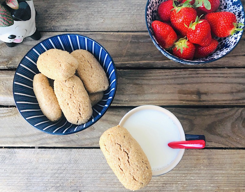 Biscottoni integrali morbidi da inzuppo per la prima colazione